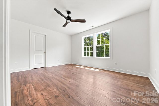 5317 Shoreline Way, Granite Falls, NC 28630