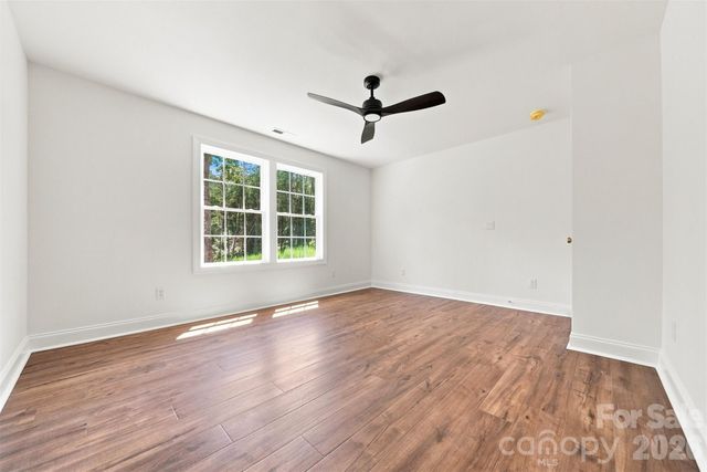 5317 Shoreline Way, Granite Falls, NC 28630