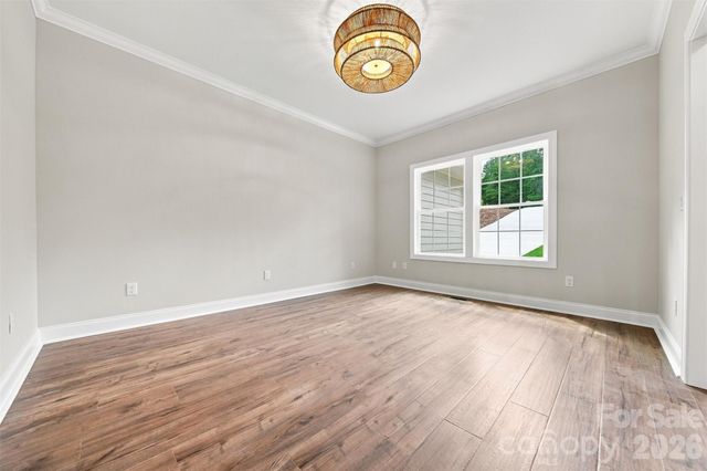 5317 Shoreline Way, Granite Falls, NC 28630