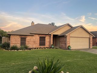 617 Azalea Drive, Forney, TX 75126