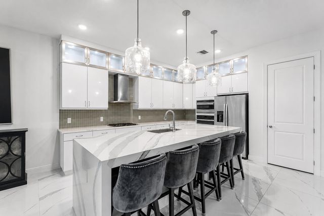 5395 St Vincent Lane, Westlake, FL 33470