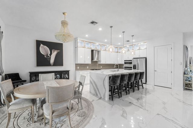 5395 St Vincent Lane, Westlake, FL 33470
