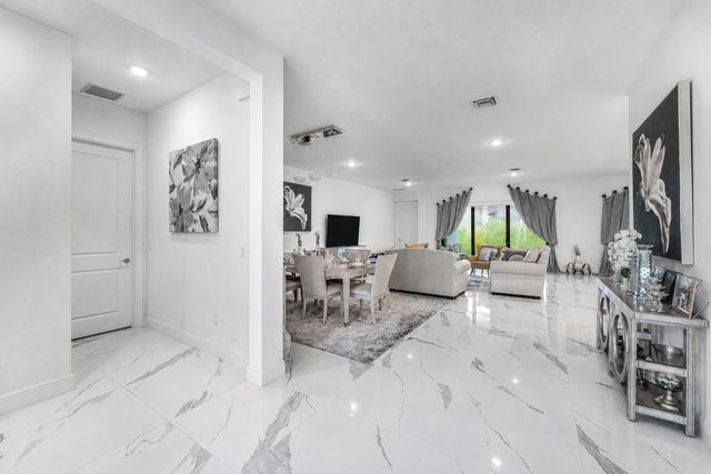 5395 St Vincent Lane, Westlake, FL 33470
