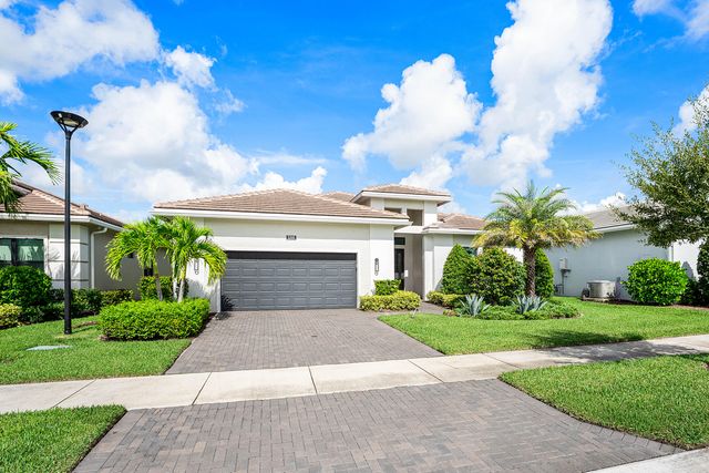 5395 St Vincent Lane, Westlake, FL 33470