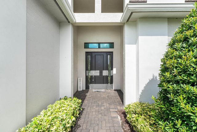 5395 St Vincent Lane, Westlake, FL 33470