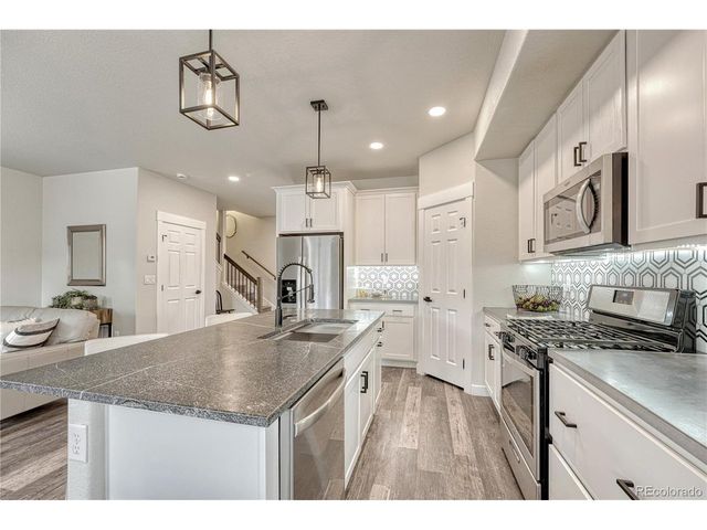 110 Chester Ave, Woodland Park, CO 80863