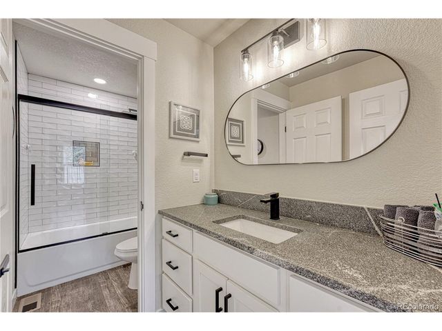 110 Chester Ave, Woodland Park, CO 80863