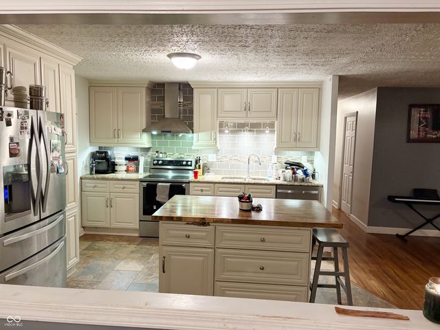 661 E Pearl Street, Greenwood, IN 46143
