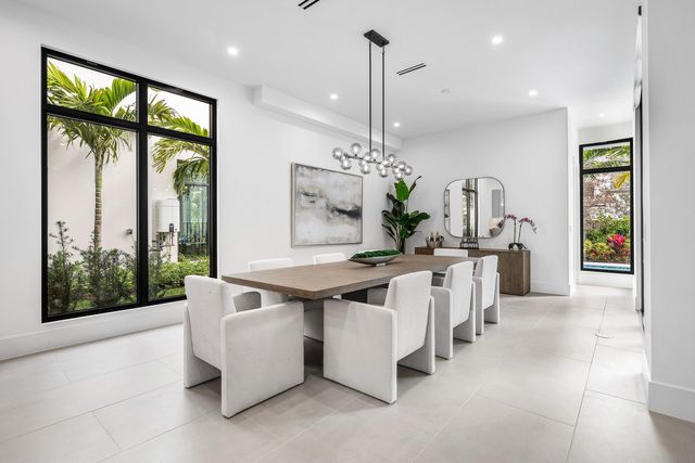 16670 Mosaic Place, Delray Beach, FL 33446