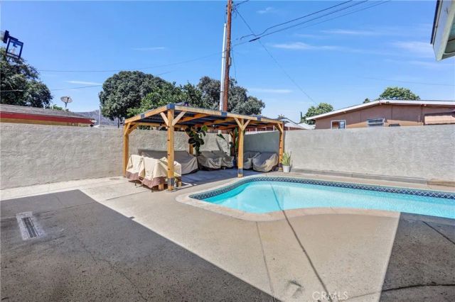 230 N Calvados, Azusa, CA 91702