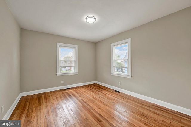 2630 WYCLIFFE RD, Parkville, MD 21234