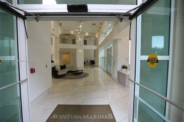 3330 NE 190th St 1312, Aventura, FL 33180