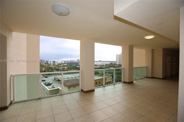 3330 NE 190th St 1312, Aventura, FL 33180