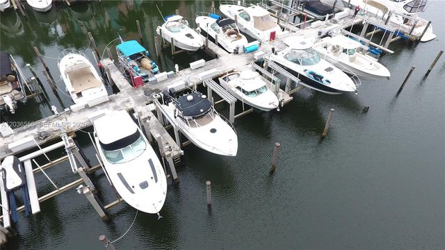 3330 NE 190th St 1312, Aventura, FL 33180