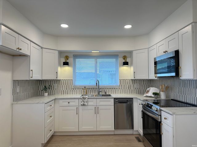 905 Taylor Street, Mishawaka, IN 46544