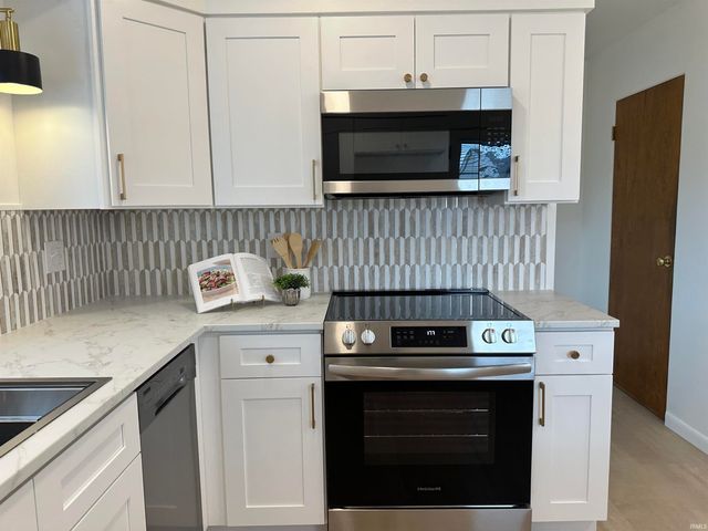 905 Taylor Street, Mishawaka, IN 46544