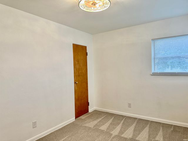 905 Taylor Street, Mishawaka, IN 46544