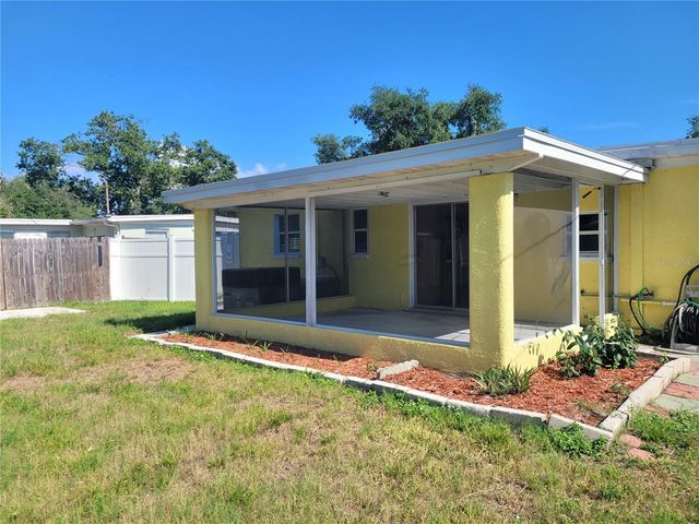 10385 111TH PLACE, Largo, FL 33773