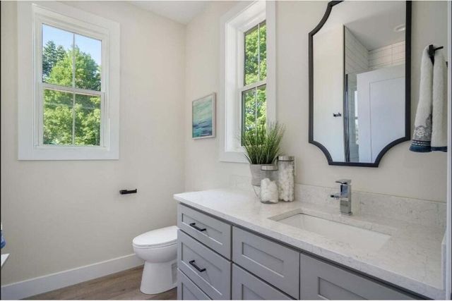 2330 Elinor Lane 6D, East Grand Rapids, MI 49506