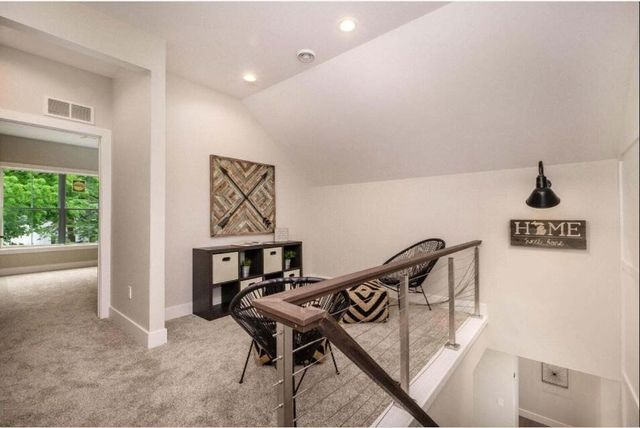 2330 Elinor Lane 6D, East Grand Rapids, MI 49506