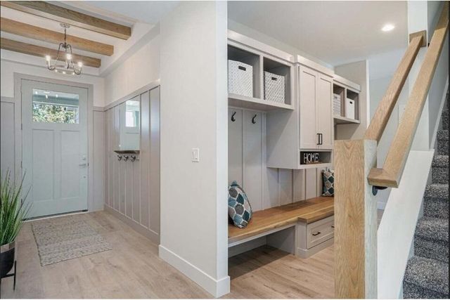 2330 Elinor Lane 6D, East Grand Rapids, MI 49506