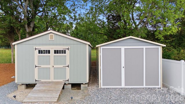 207 Wynnfall Drive, Lexington, NC 27295