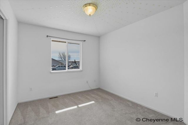 1530 JAZZ DR, Cheyenne, WY 82007