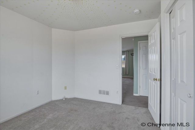 1530 JAZZ DR, Cheyenne, WY 82007