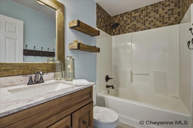 1530 JAZZ DR, Cheyenne, WY 82007