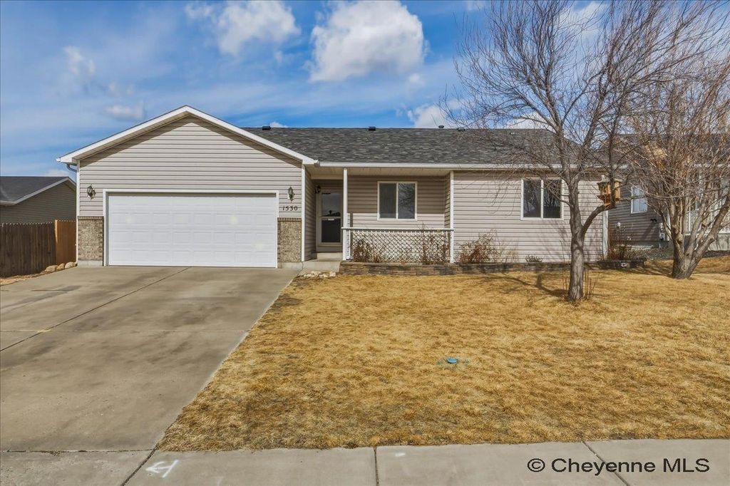 1530 JAZZ DR, Cheyenne, WY 82007