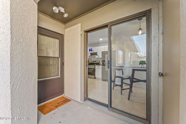 7623 BAYMEADOWS Circle 2024, Jacksonville, FL 32256