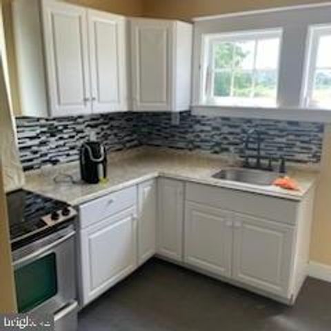 109 THOMPSON ST, Salem, NJ 08079