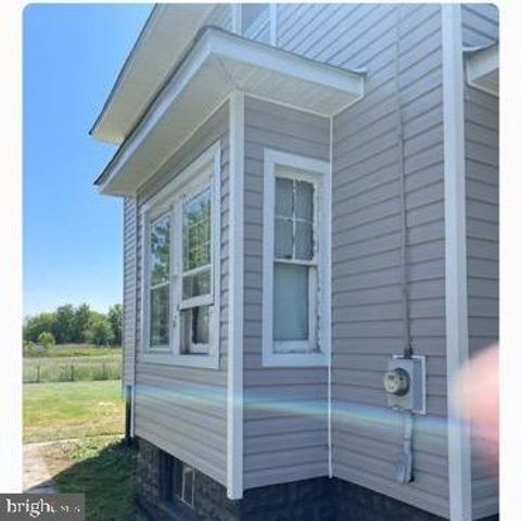 109 THOMPSON ST, Salem, NJ 08079
