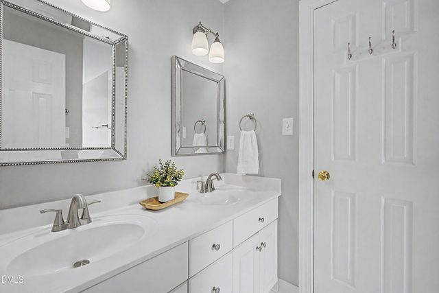 4004 Heathgate Lane, Raleigh, NC 27613