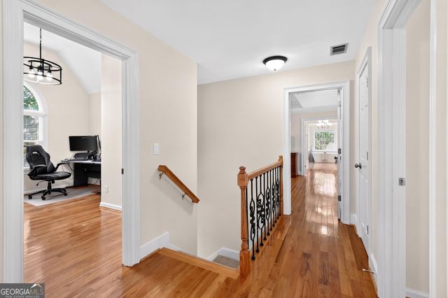 5490 Hampstead Way, Johns Creek, GA 30097