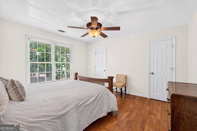 5490 Hampstead Way, Johns Creek, GA 30097