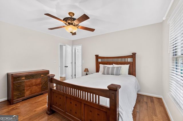 5490 Hampstead Way, Johns Creek, GA 30097