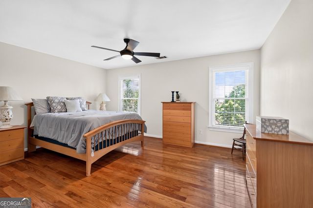 5490 Hampstead Way, Johns Creek, GA 30097