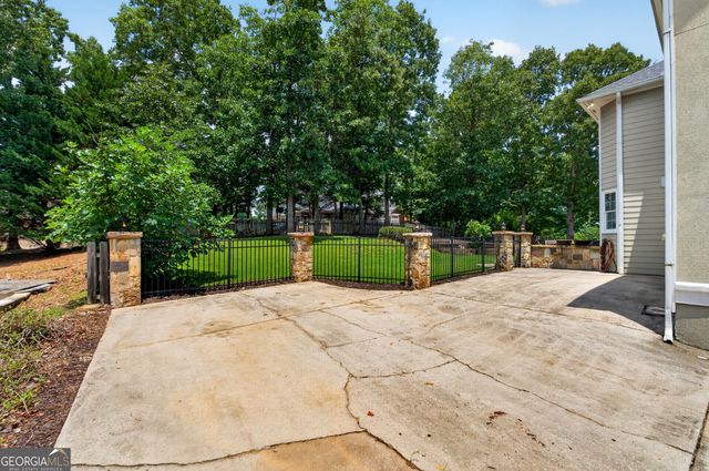 5490 Hampstead Way, Johns Creek, GA 30097
