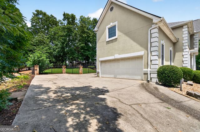 5490 Hampstead Way, Johns Creek, GA 30097