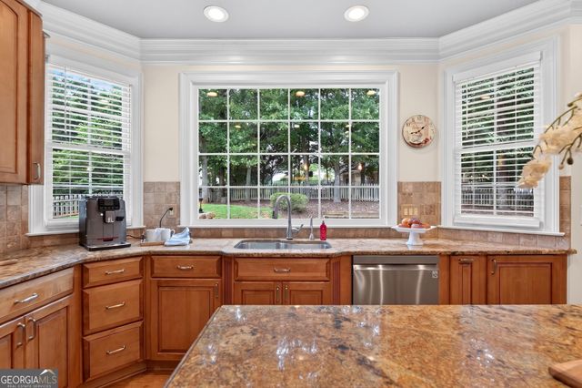 5490 Hampstead Way, Johns Creek, GA 30097