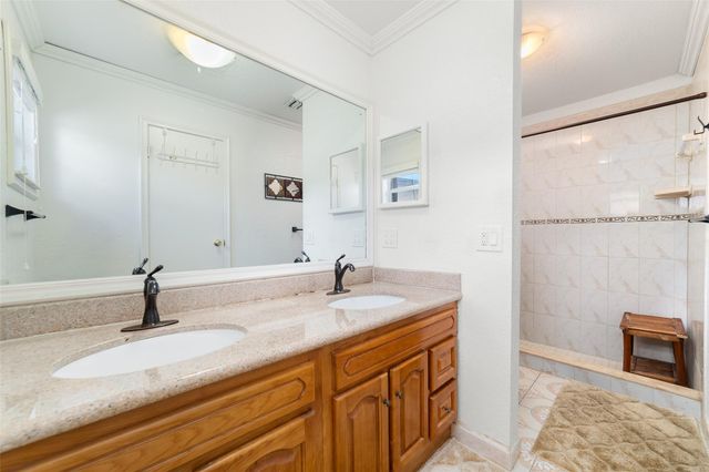 10510 NW 24 ST, Sunrise, FL r