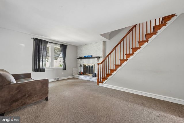 232 NORTHMONT AVE, Mount Ephraim, NJ 08059