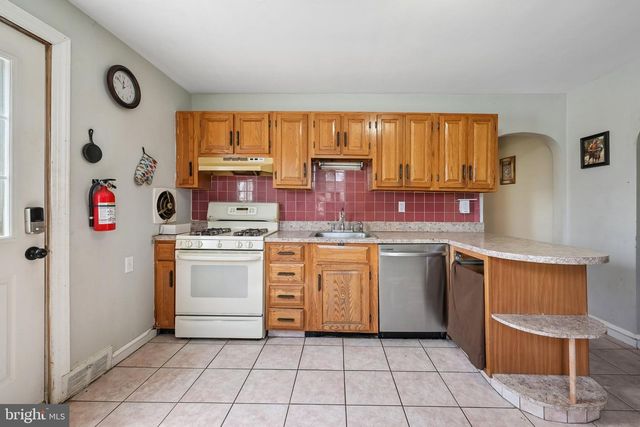 232 NORTHMONT AVE, Mount Ephraim, NJ 08059