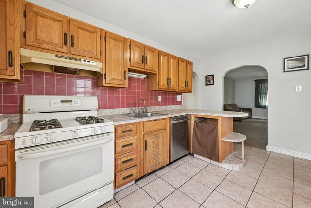 232 NORTHMONT AVE, Mount Ephraim, NJ 08059