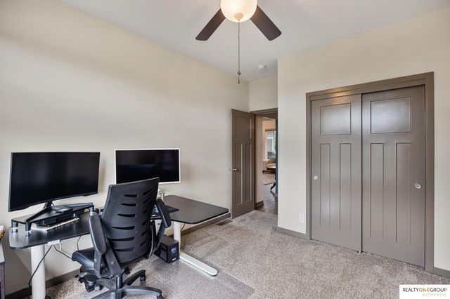 11755 Fenwick Street, Papillion, NE 68046