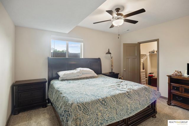 11755 Fenwick Street, Papillion, NE 68046