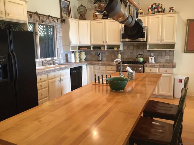 1841 MONTGOMERY, Cardiff By The Sea, CA 92007