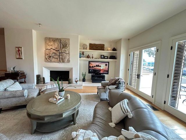 1841 MONTGOMERY, Cardiff By The Sea, CA 92007