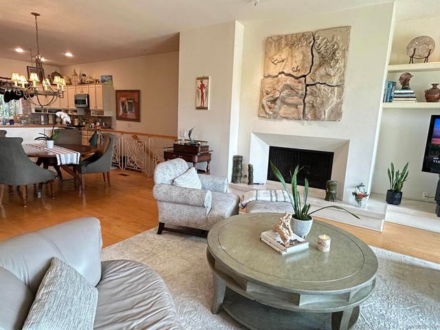 1841 MONTGOMERY, Cardiff By The Sea, CA 92007
